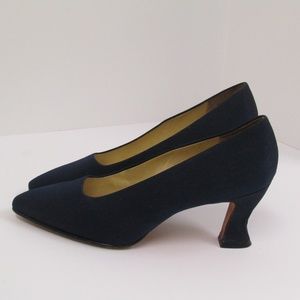 Navy blue Nine West block heel pumps